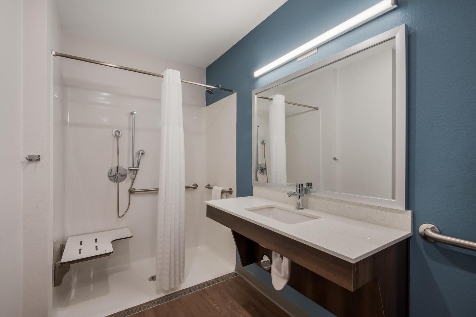 Woodspring Suites Bellflower - Los Angeles Exterior photo